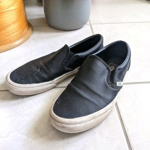 Vans slips on